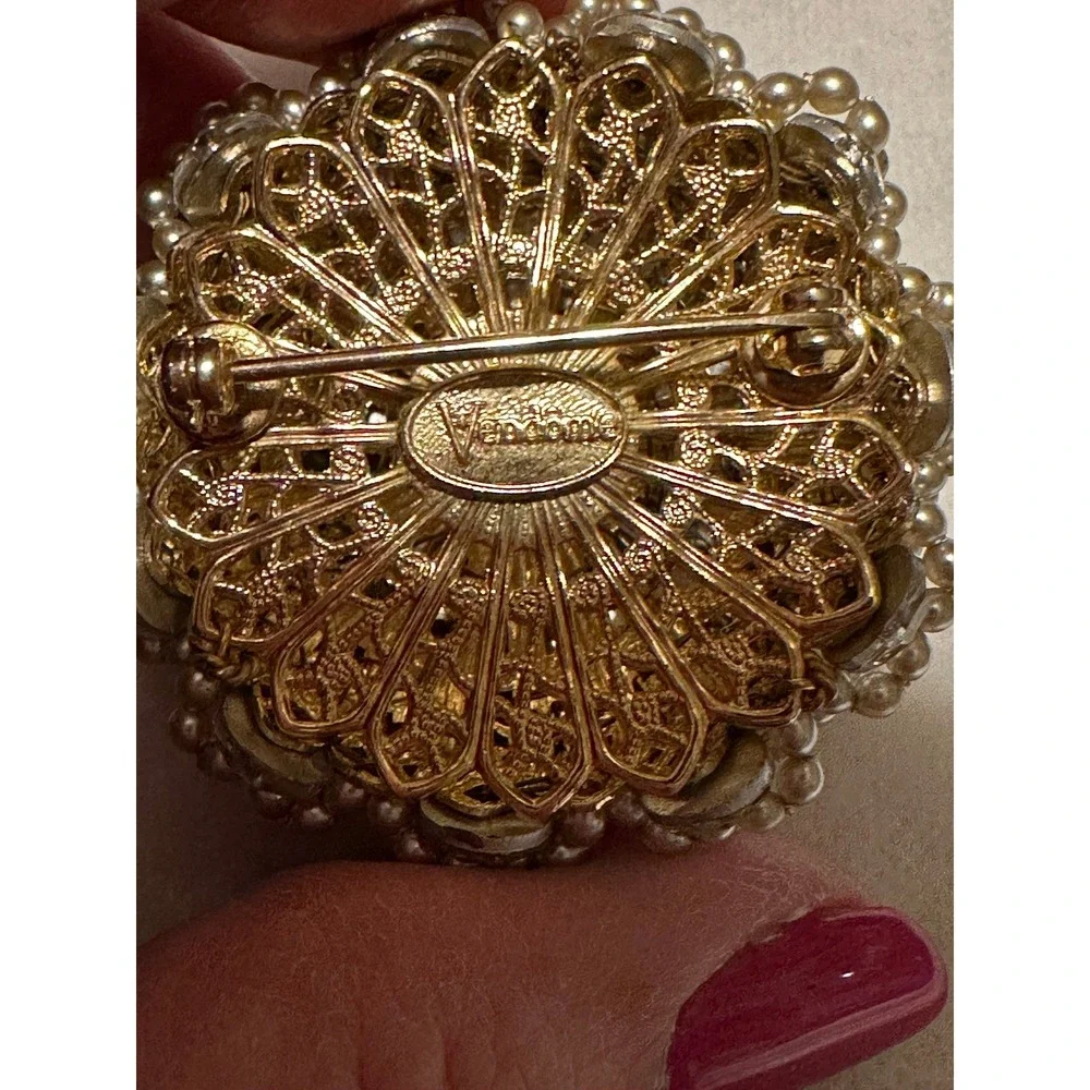 Vintage Vendome Crystal & Pearl Dome Brooch‎ Pin